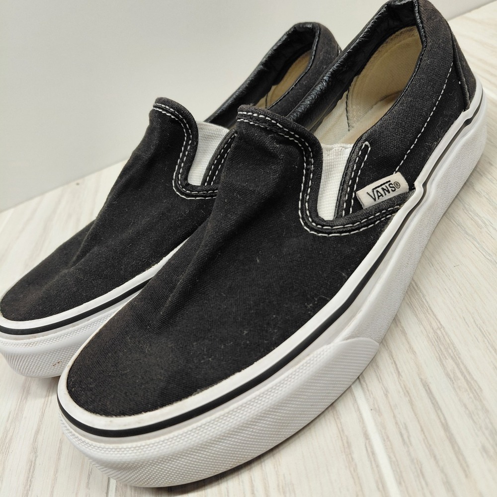 Vans Black Slip On Sneakers Unisex Shoes 721565 Black Size Men 4 / Womens 5.5